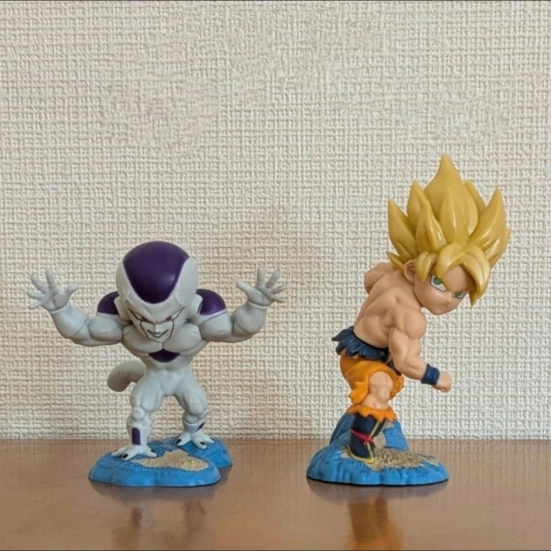 Capsule Toy Gashapon - Figura de Goku Super Saiyan de